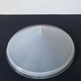Globe for ceiling light. Conical shape. For a soft and speckled light.