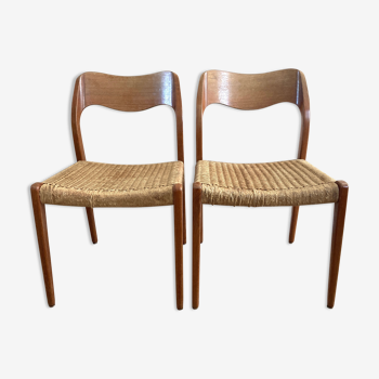 Pair of chairs model 75, by designer Niels Otto Moller (50s)