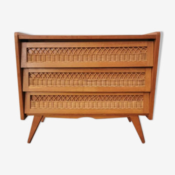 Chest of drawers in rattan