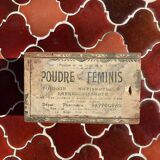 Wooden box Feminis Powder