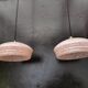 Paire de suspensions en opaline