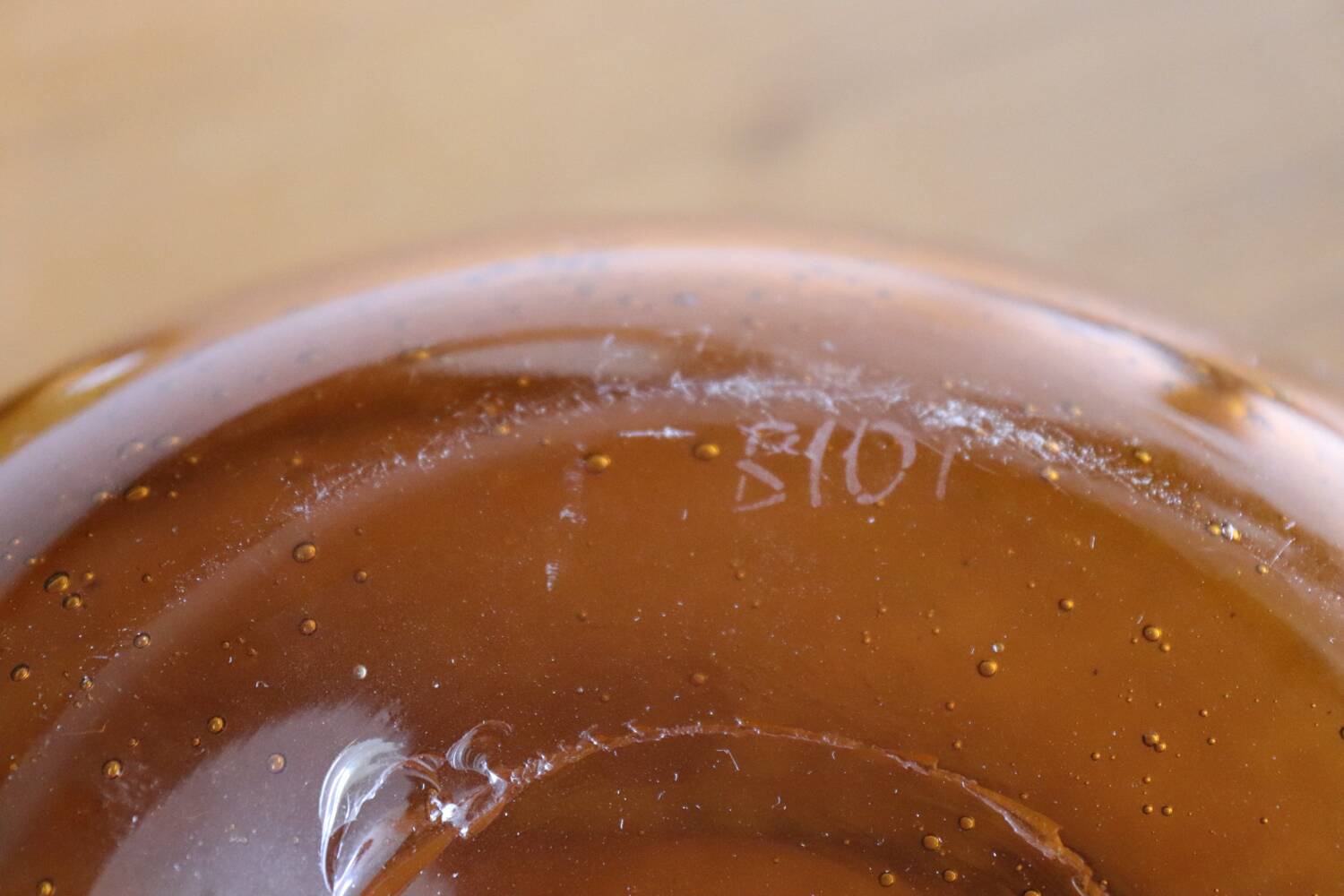 Vintage amber blown bubble glass salad bowl and ladle.