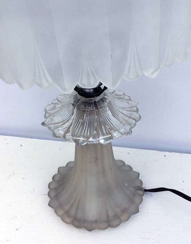 Art deco lamp