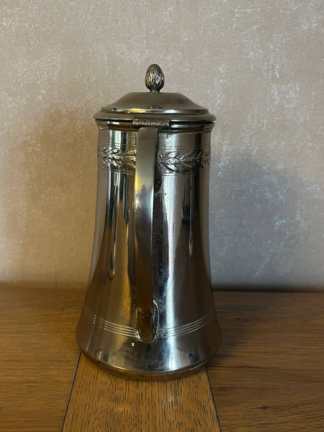 Ancienne cafetière à col de cygne en métal argenté – estampillée N.G.