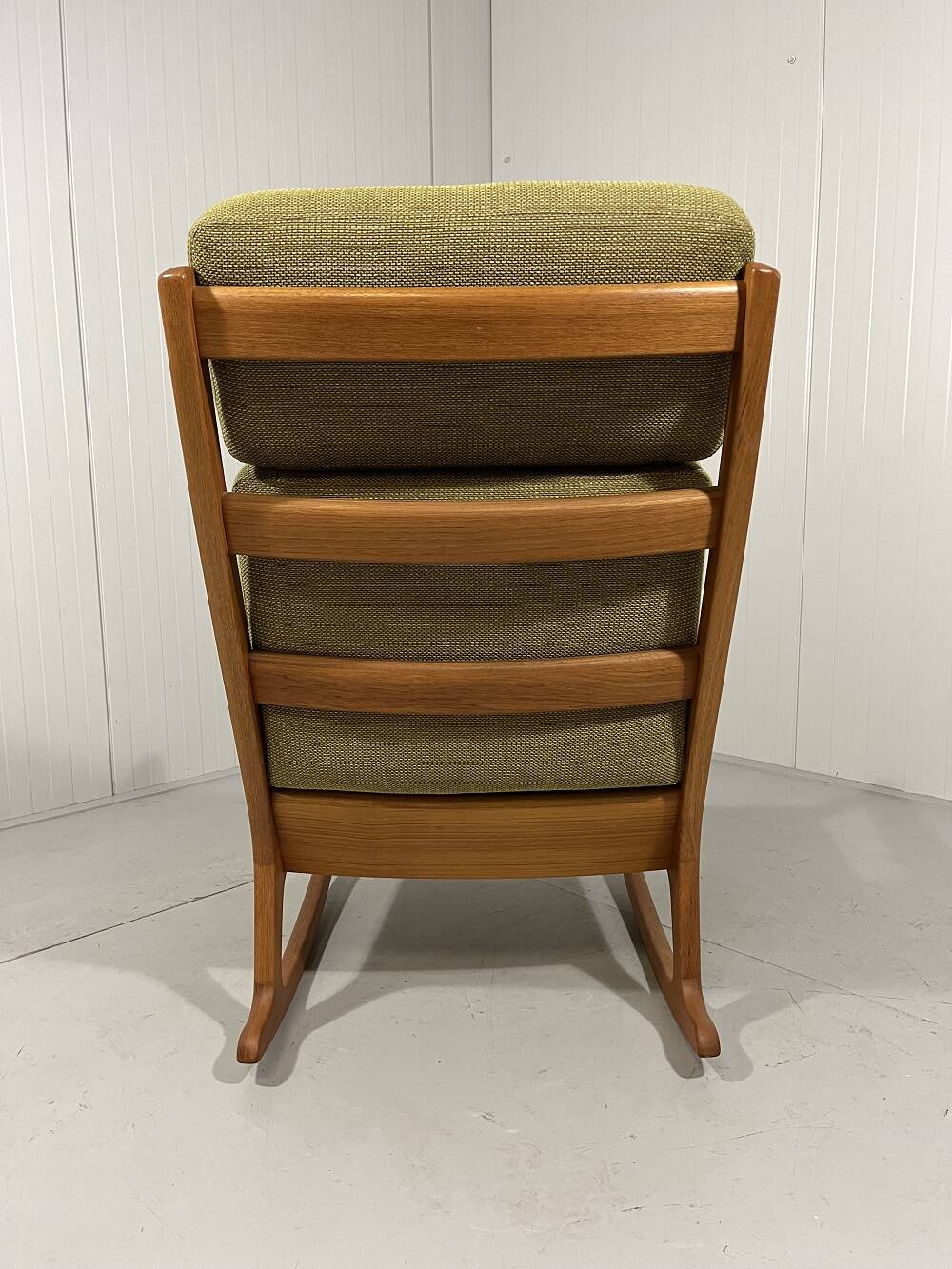 Ole Wanscher high back rocking chair Senator 1960’s