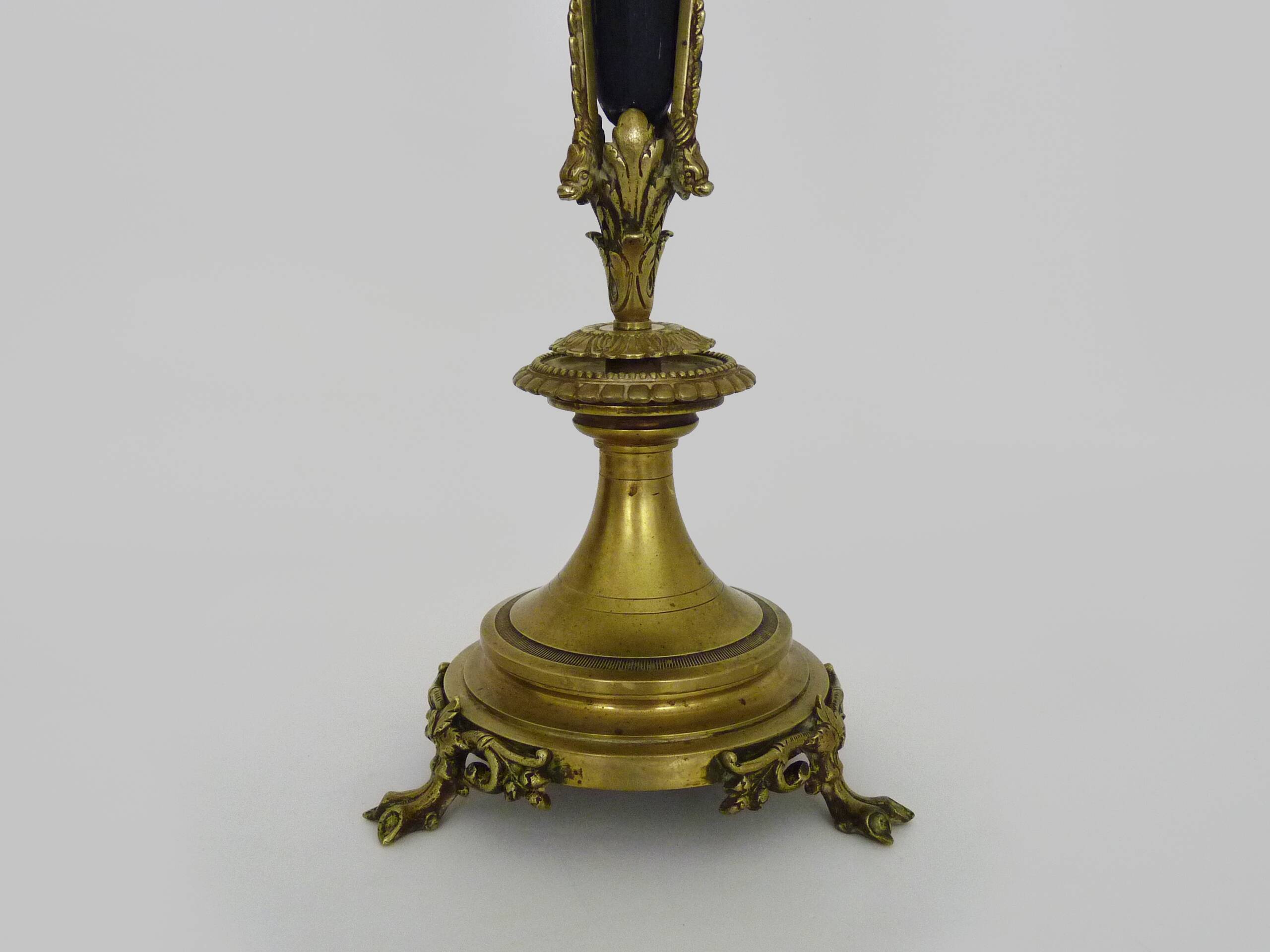Cornet vase bronze and metal. Napoleon III 19th century.