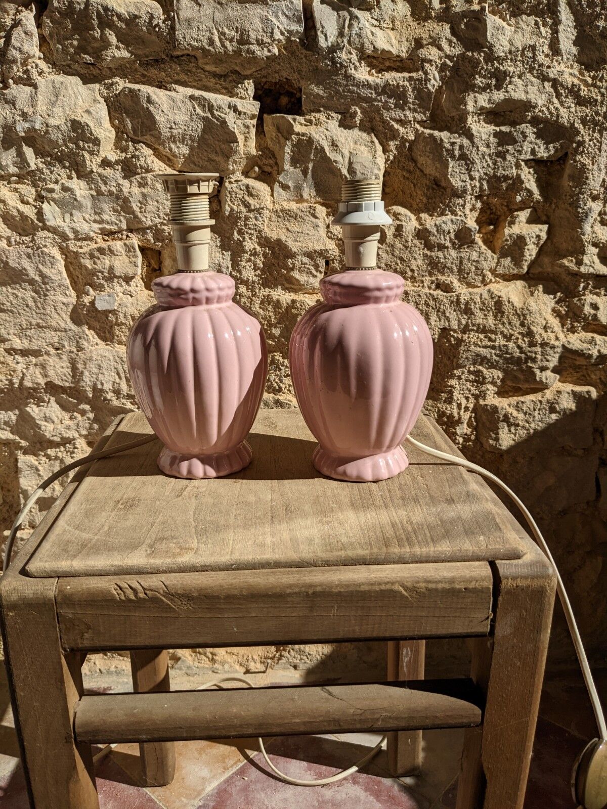 Pair of bedside lamps feet