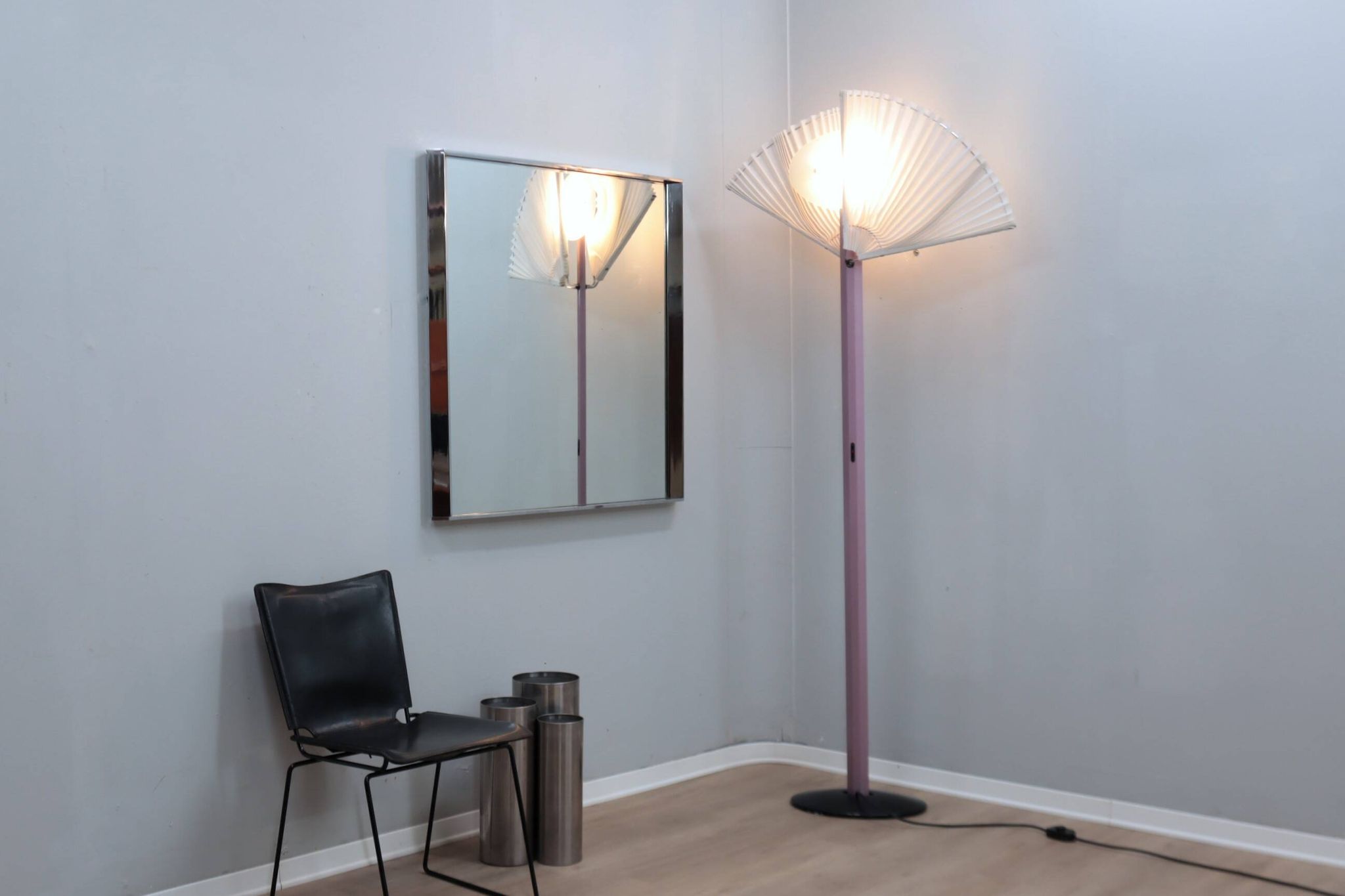 Miroir d'angle en forme de prisme triangulaire vintage des années 1970