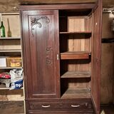 Armoire ancienne en bois
