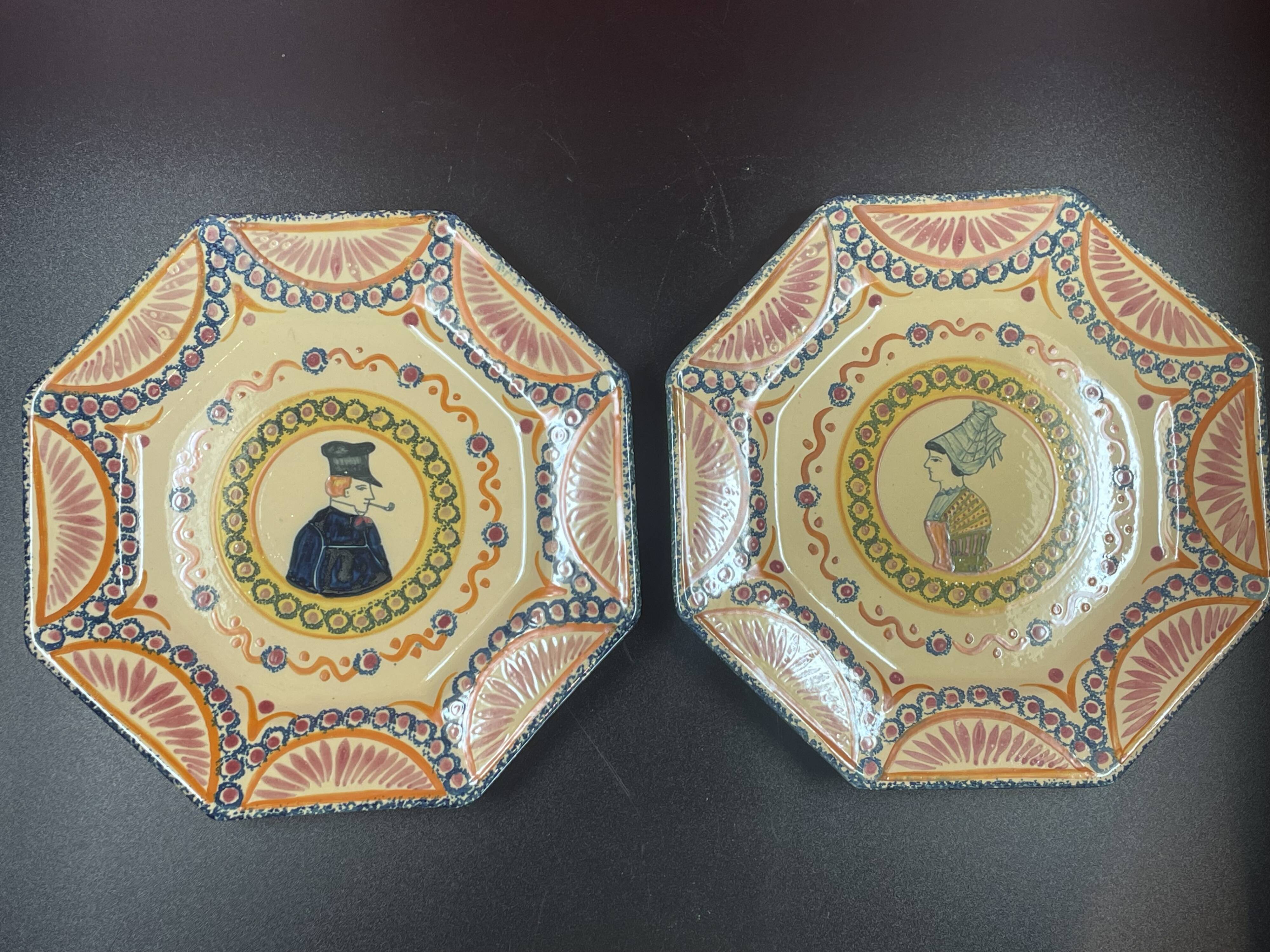 Pair of quimper mesnil val normandie plates 23 x 23 cm