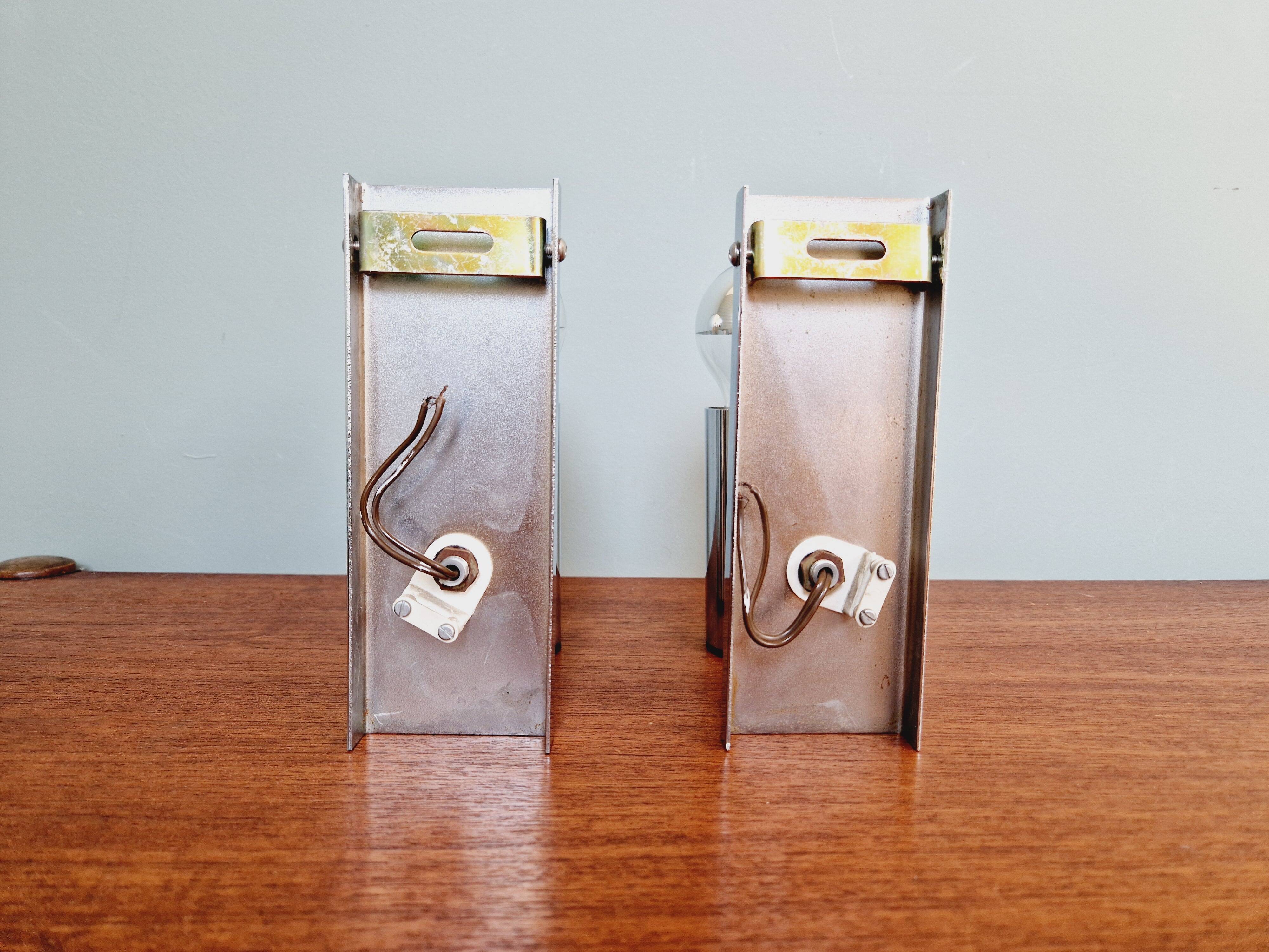 Pair of tubular chrome-plated metal wall sconces, 1970s