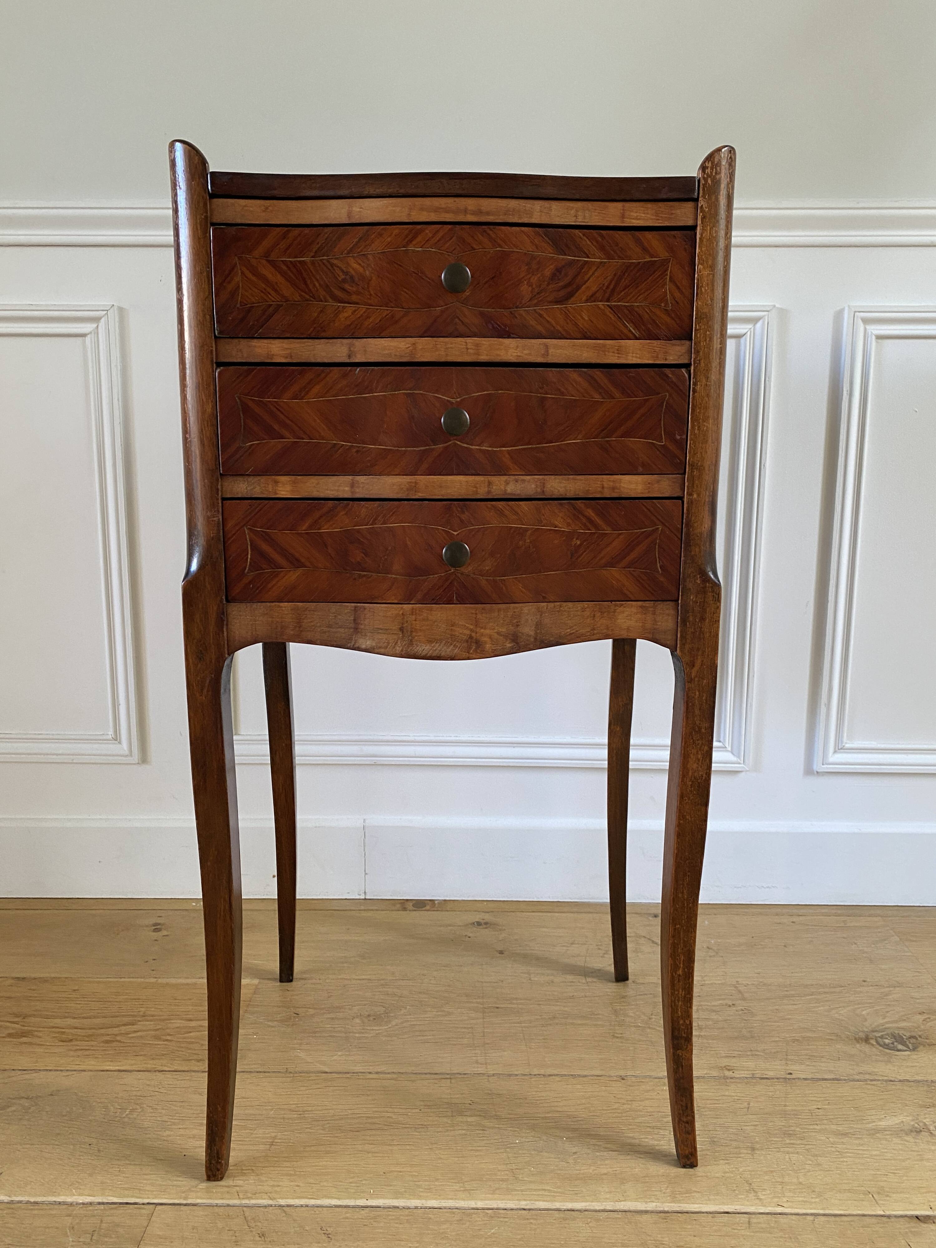 Antique marquetry bedside table – Louis XV style – 3 drawers