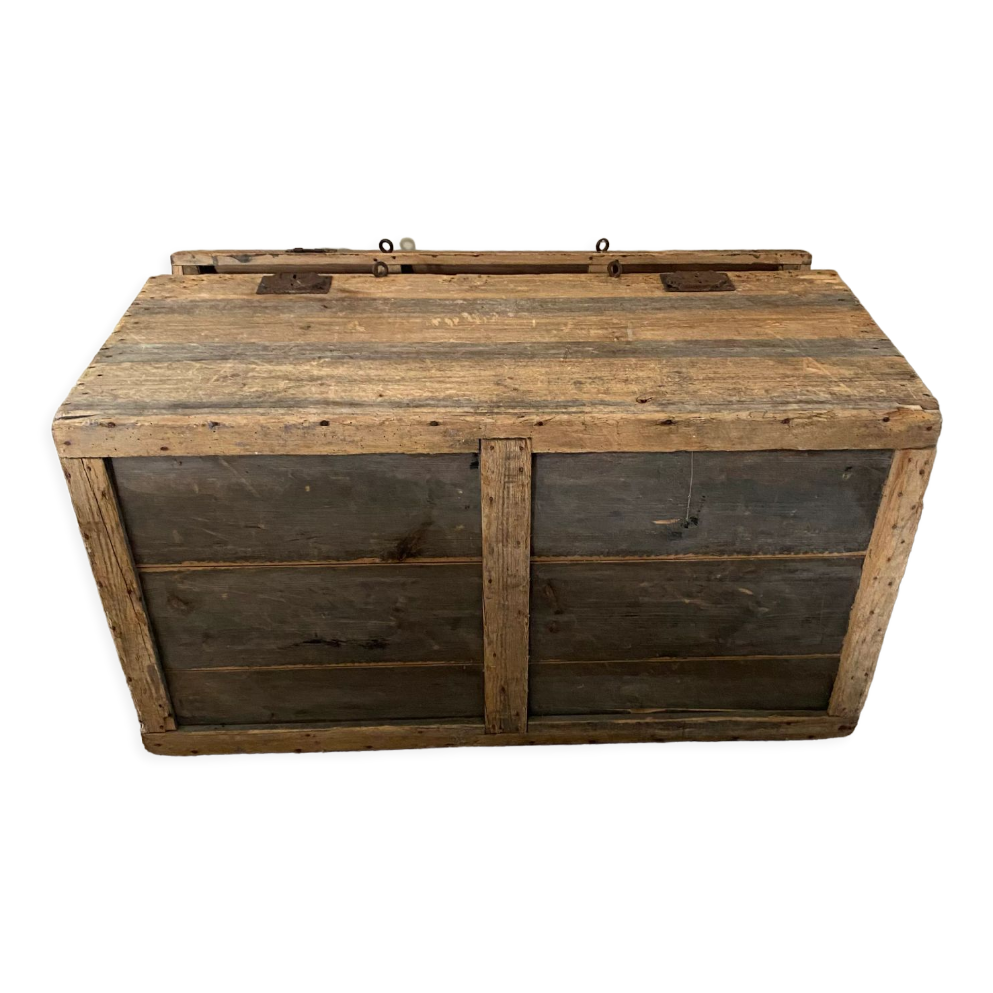 Wooden trunk