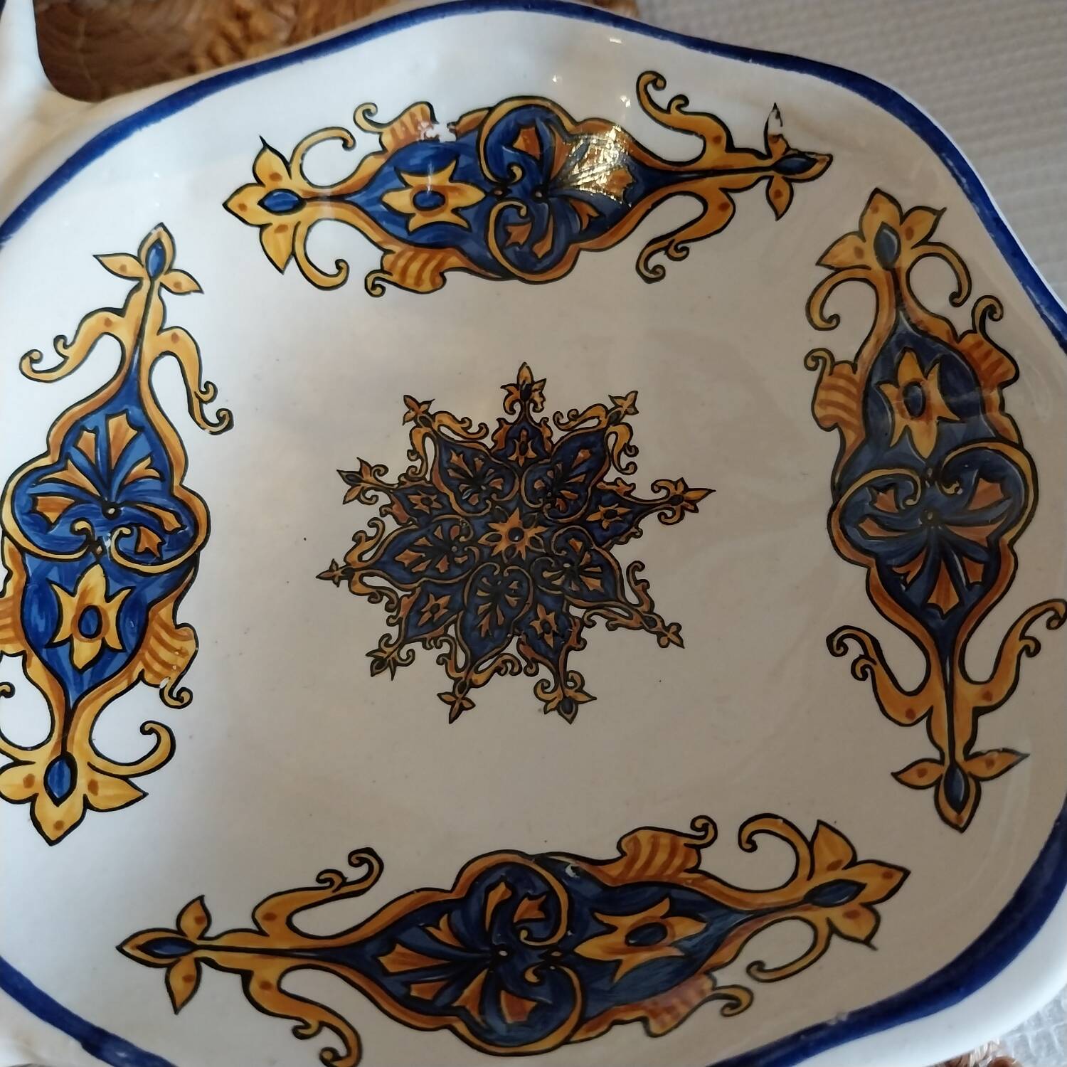 Serving dish in 3 parts + vintage wrought iron handle