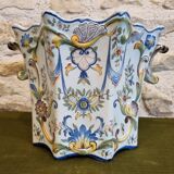 Cache pot faience rouen xixeme