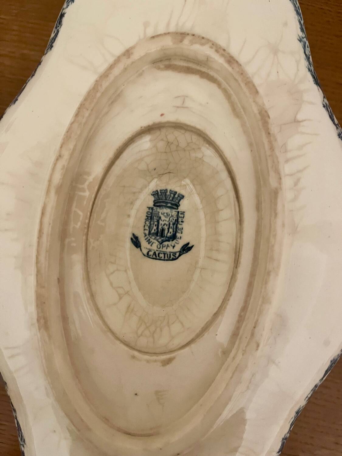 Gien iron earth sauce boat