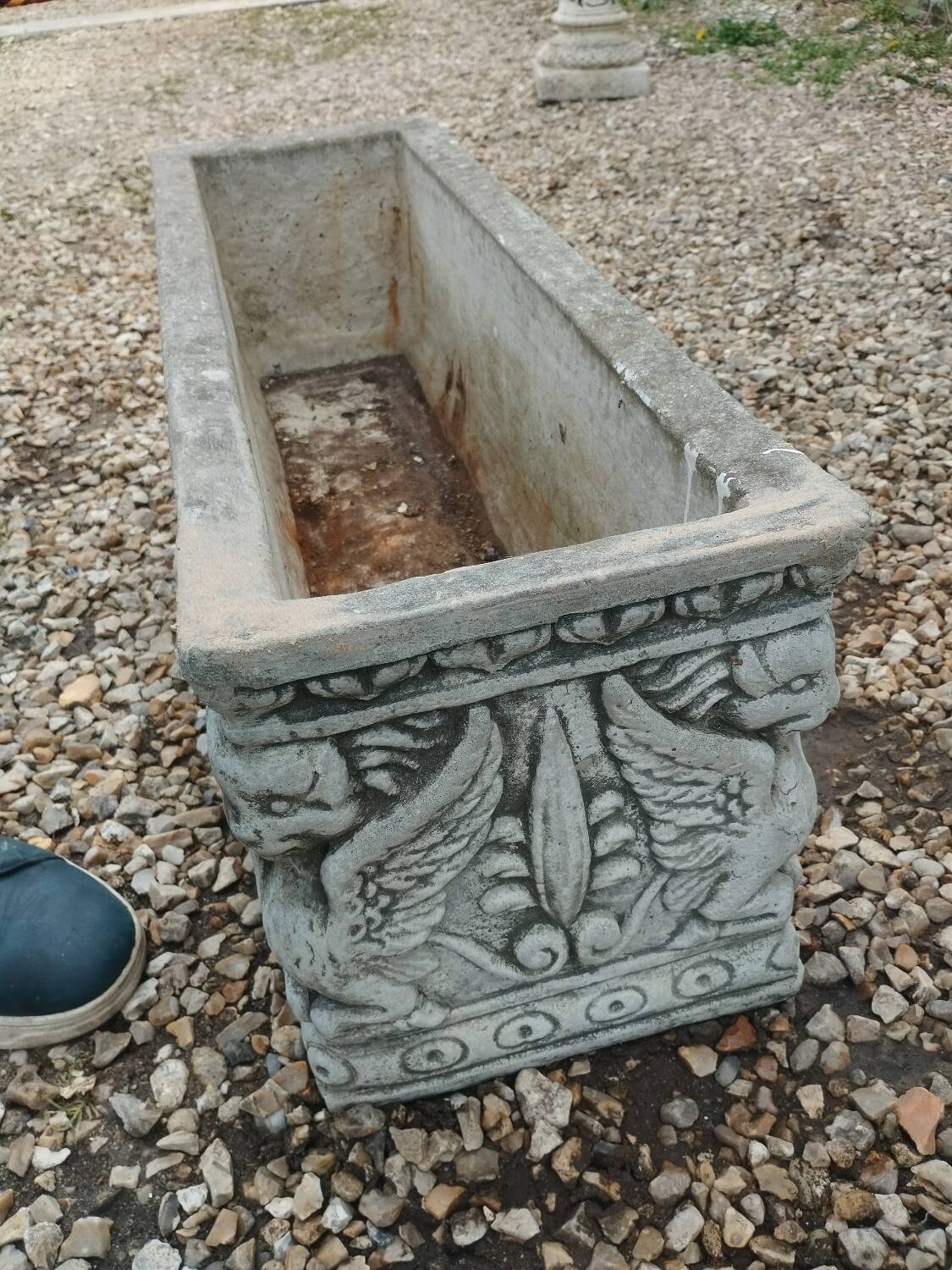 Pair of ancient stone Médicis planters