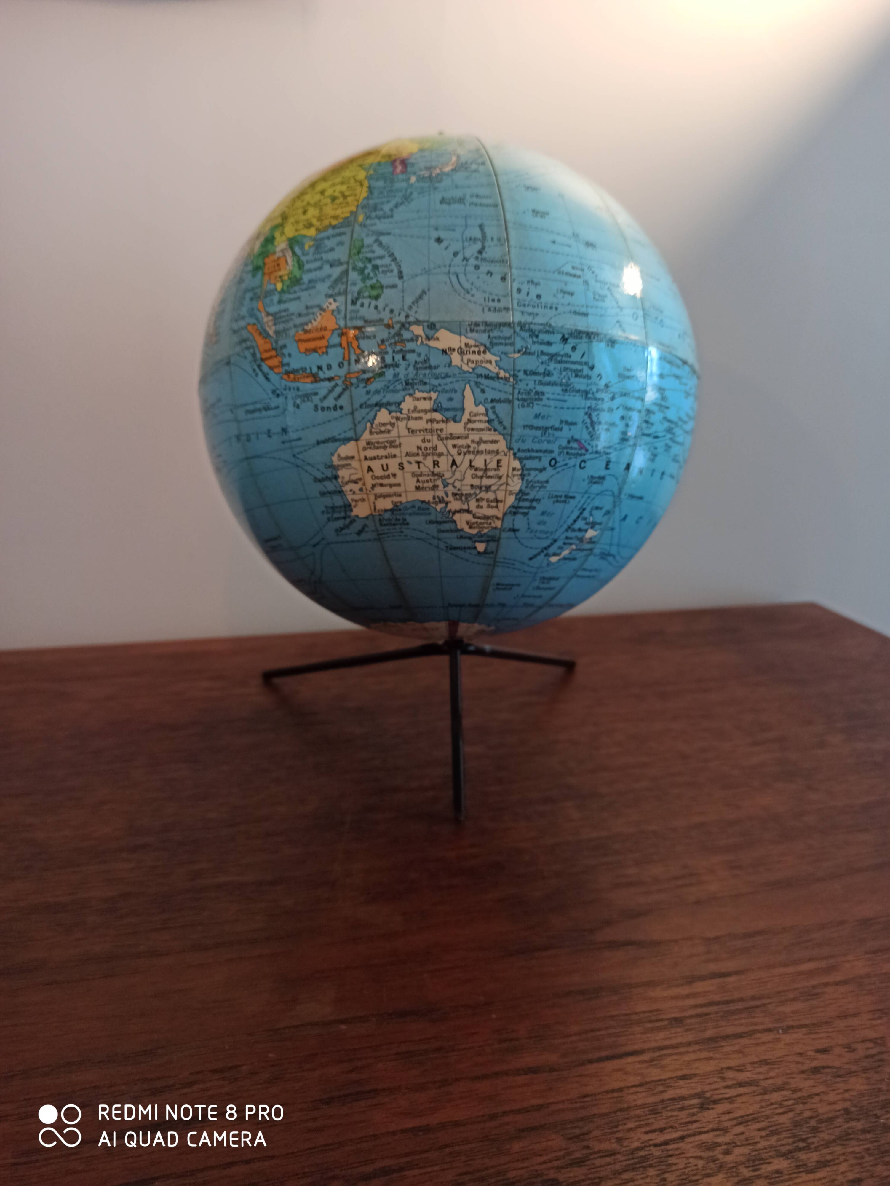 Globe terrestre vintage Girard Barrère