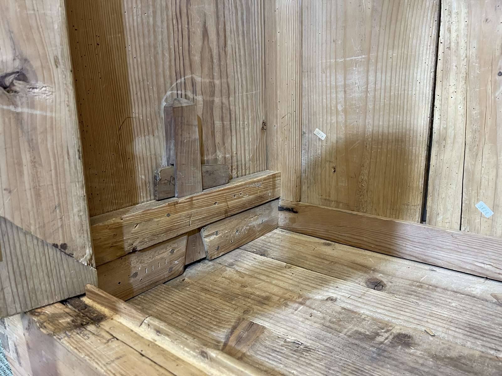Alsatian fir wardrobe from the late 19th century - Dismantlable