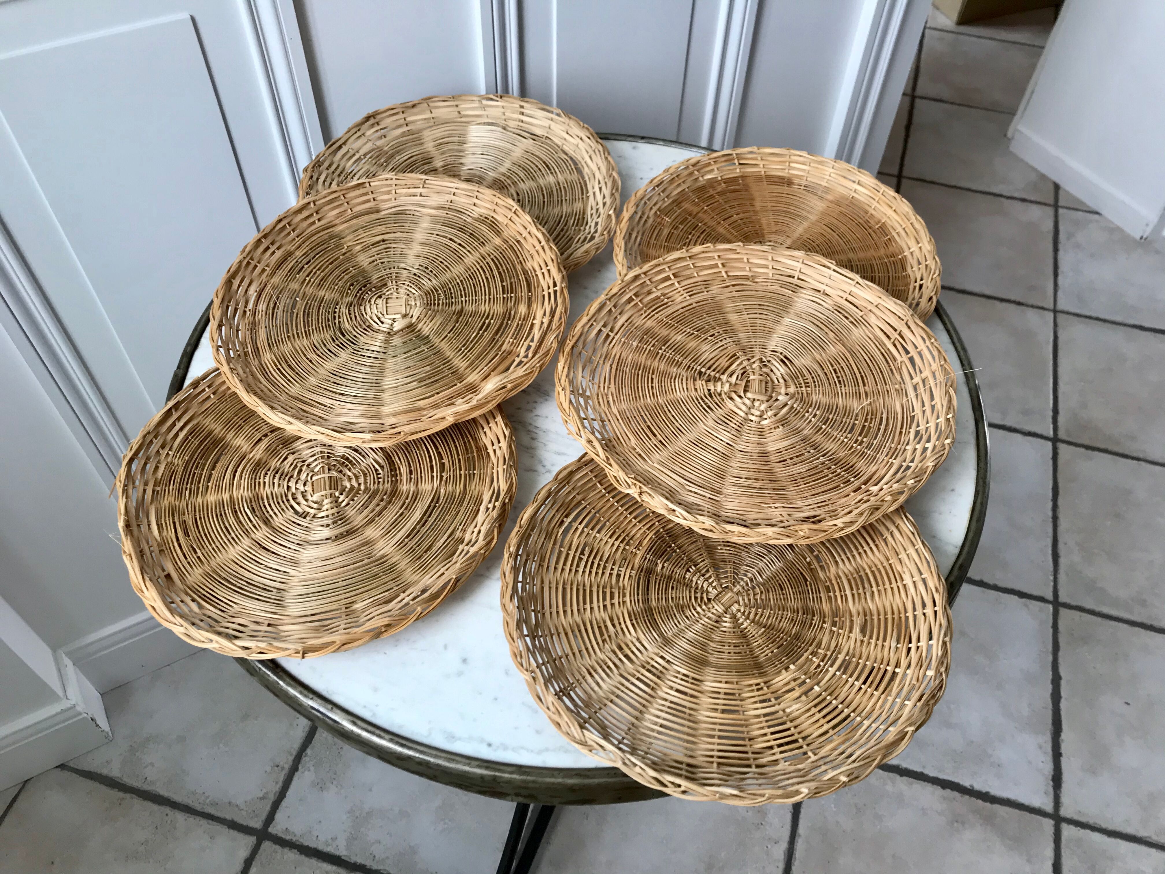 Ensemble de 6 dessous d'assiettes en rotin champêtre