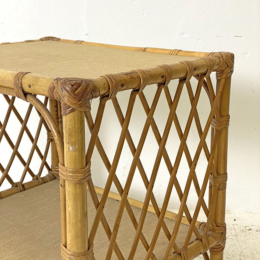 Side table in vintage rattan 70's