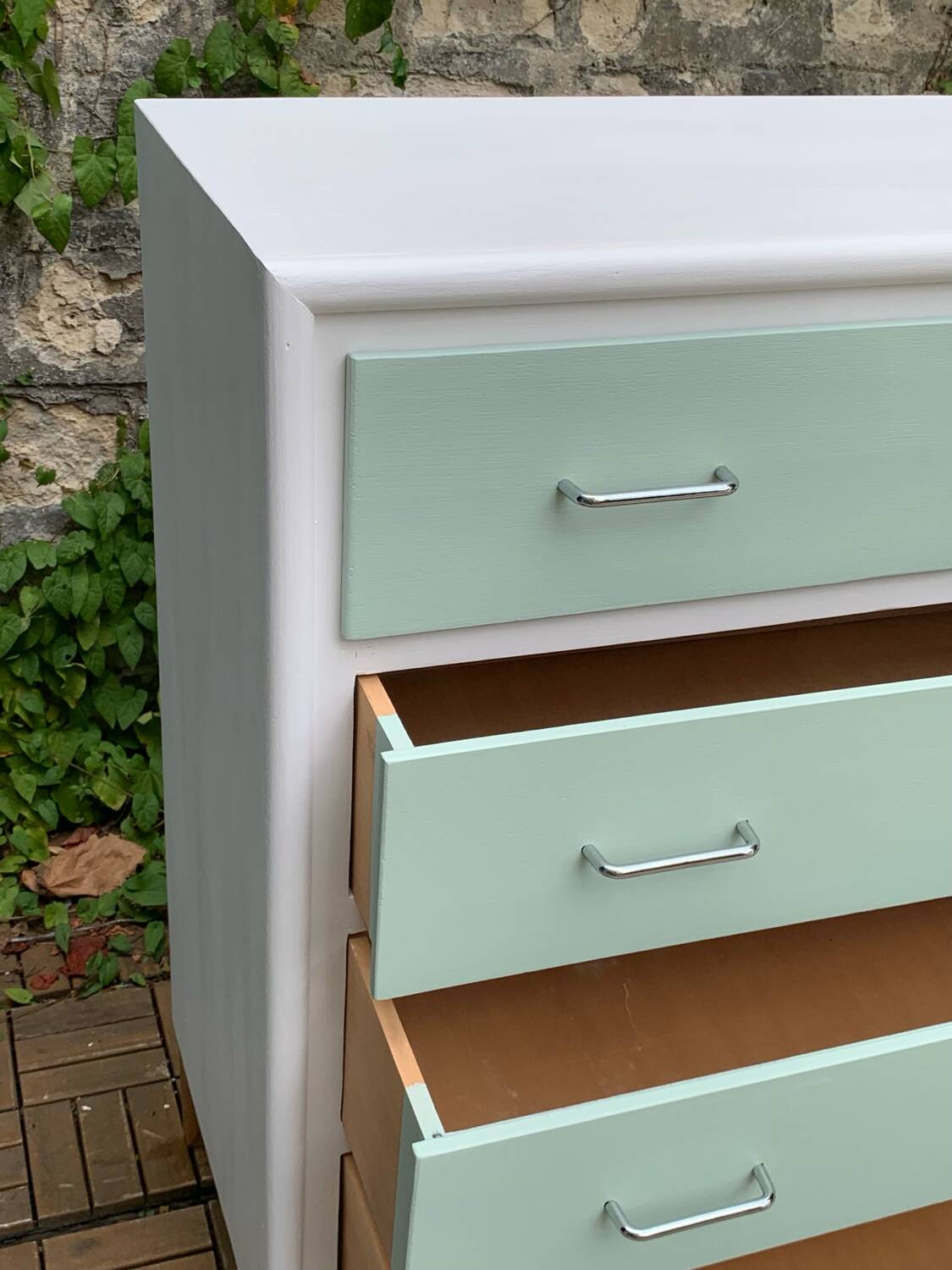 Vintage 1950s compass foot chest of drawers