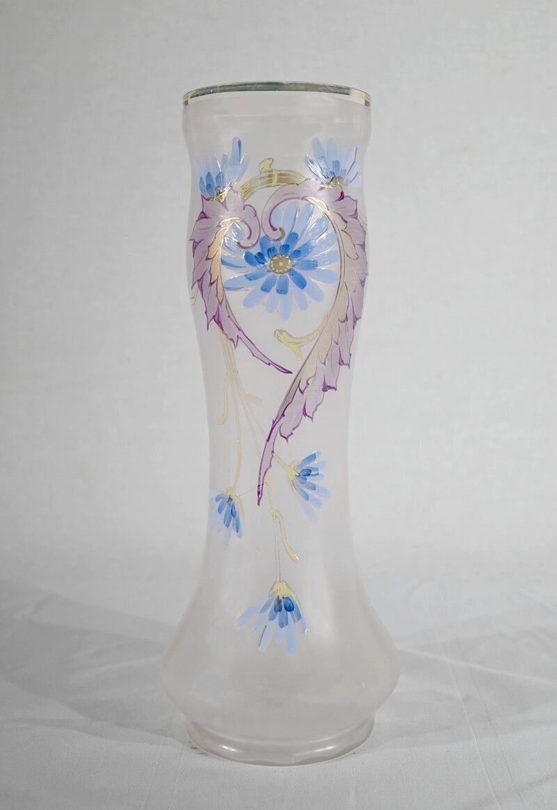 Fine glass vase 1920