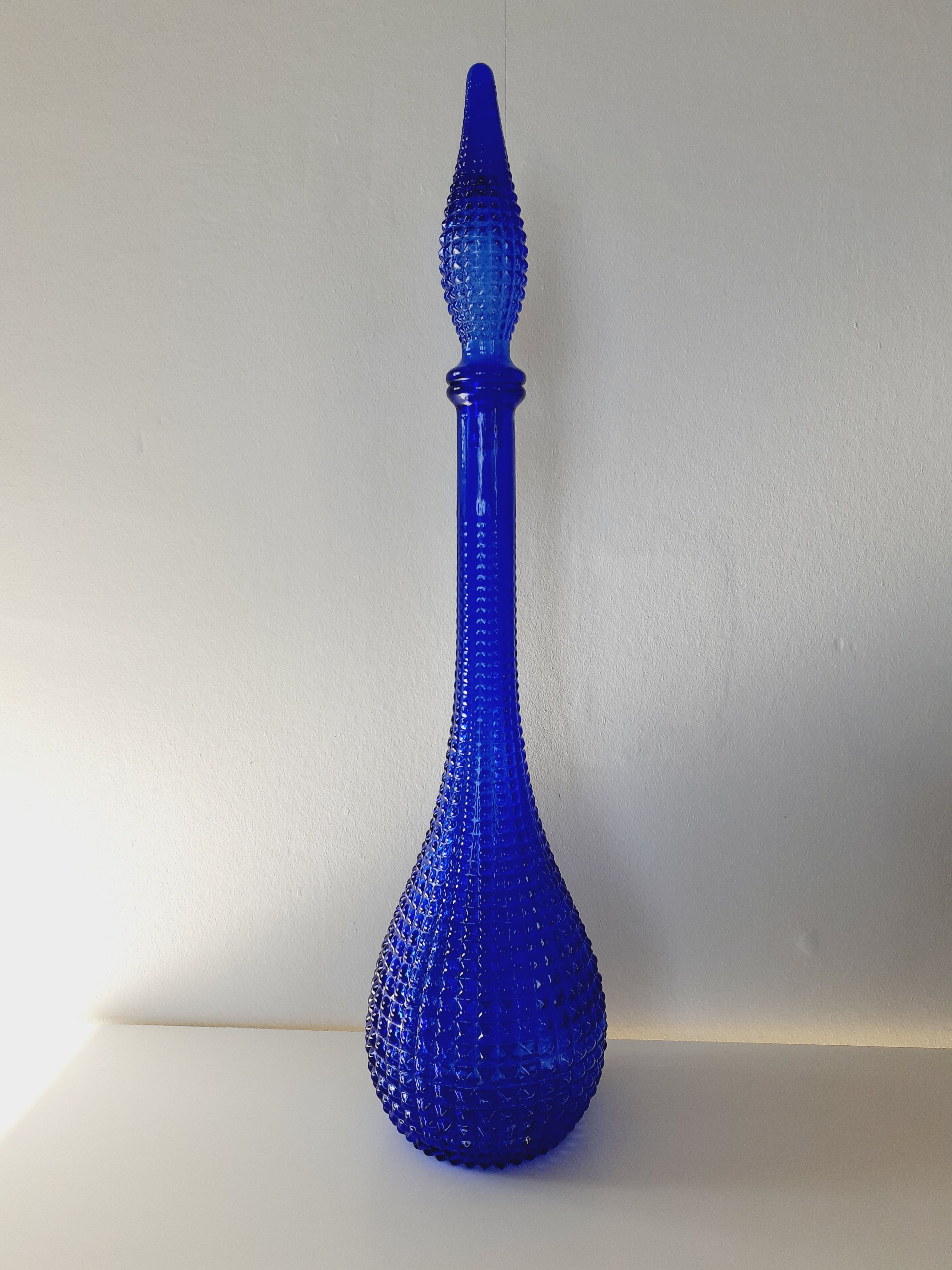 Polite decanter