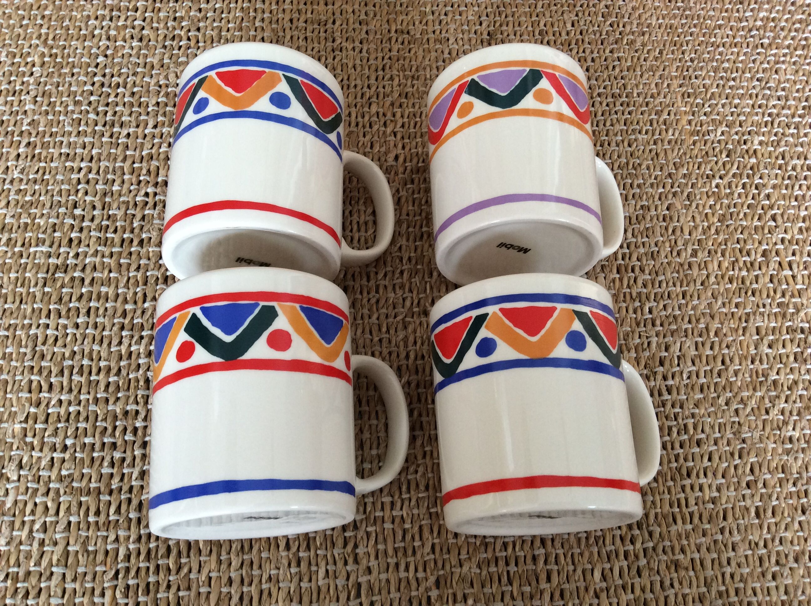 4 mugs