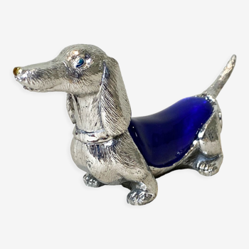 Dachshund in metal and resin. 13*7 cm. Very good condition