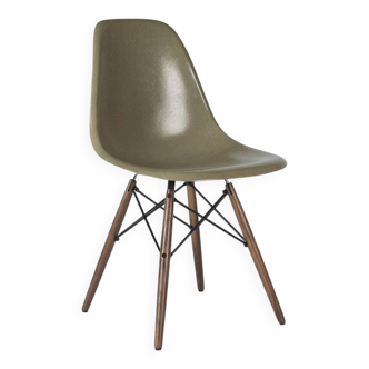 Raw Umber Herman Miller Vintage Original Eames DSW Side Shell Chair