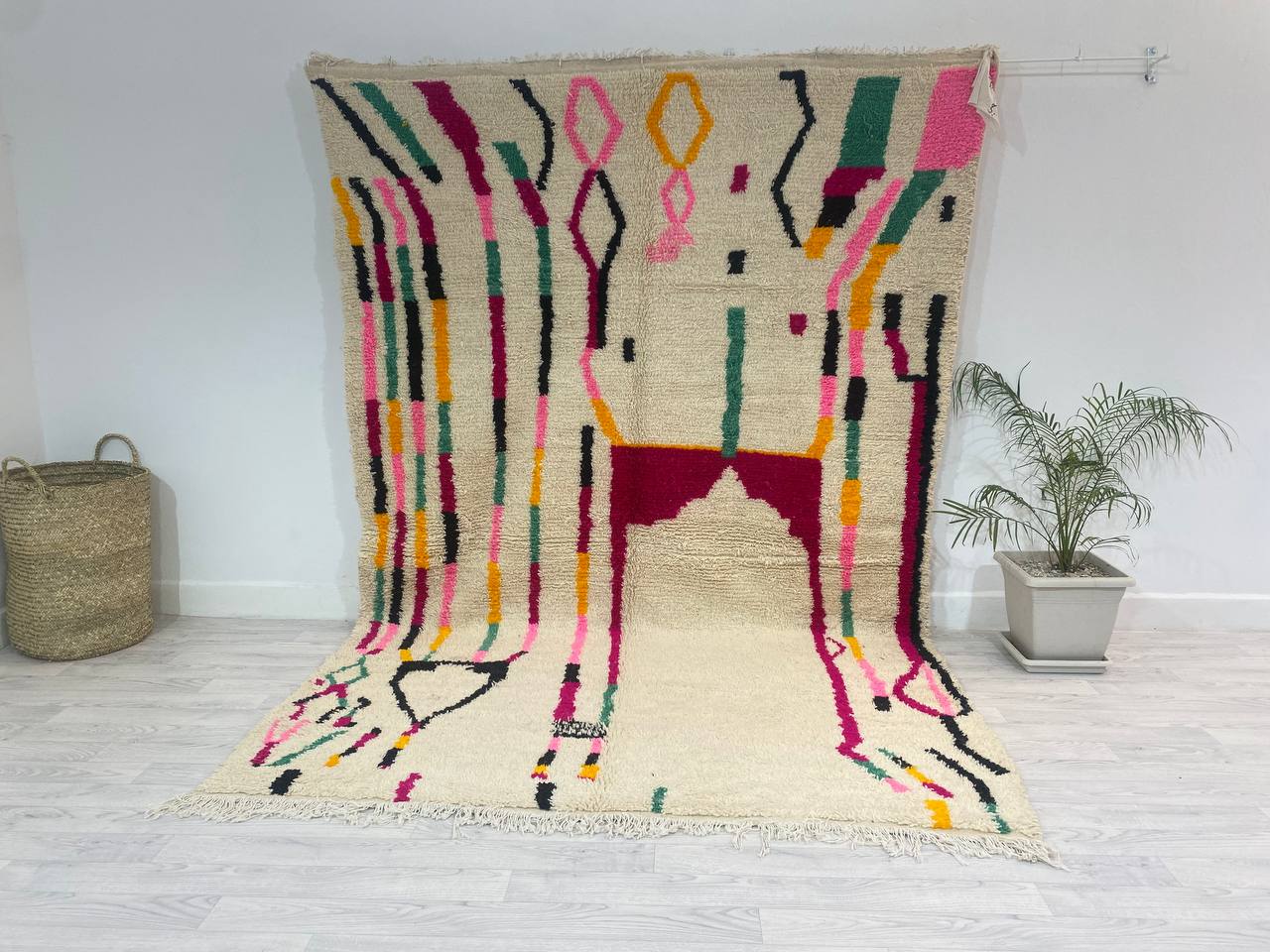 Handmade Moroccan Berber rug 288 x 190 CM