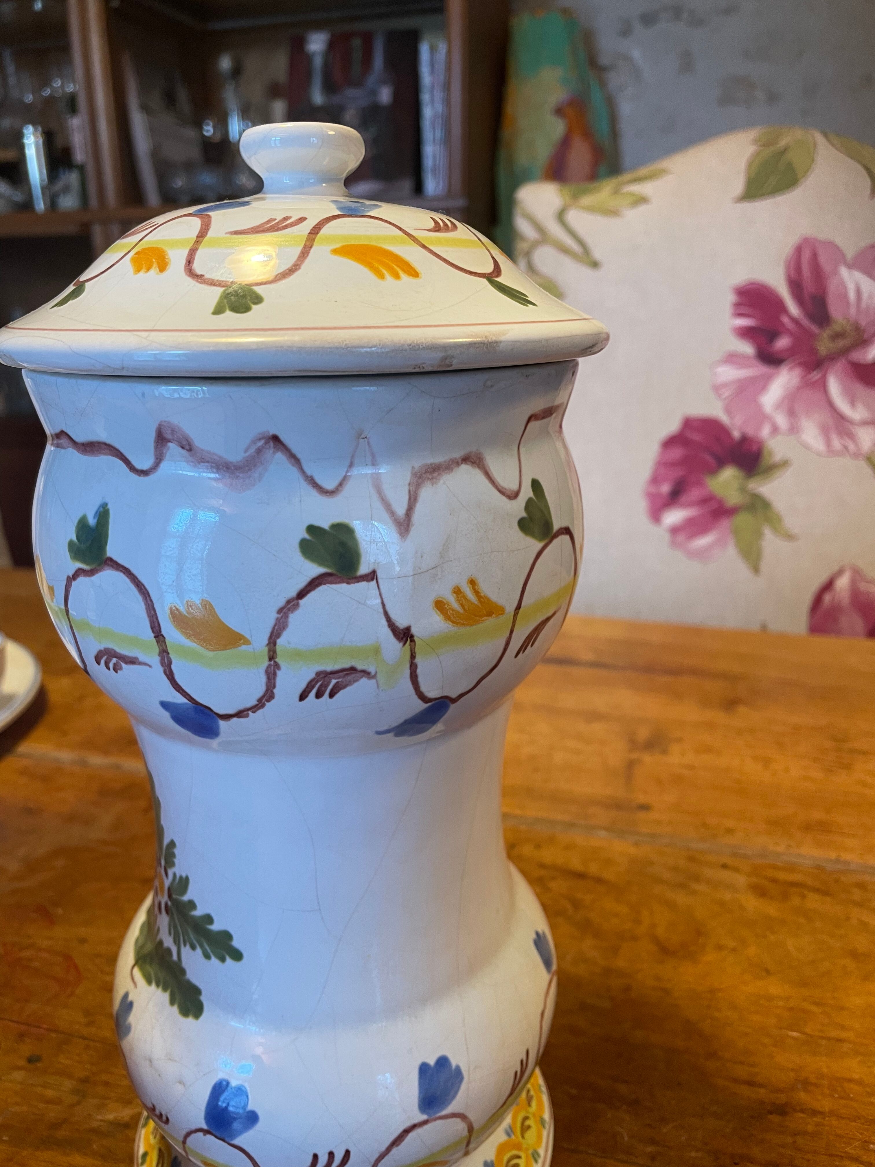 Pot with Henriot Quimper lid