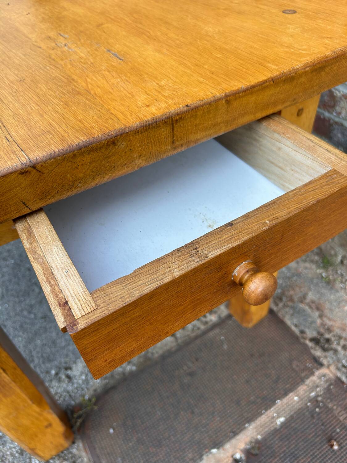 Beautiful oak farmhouse table