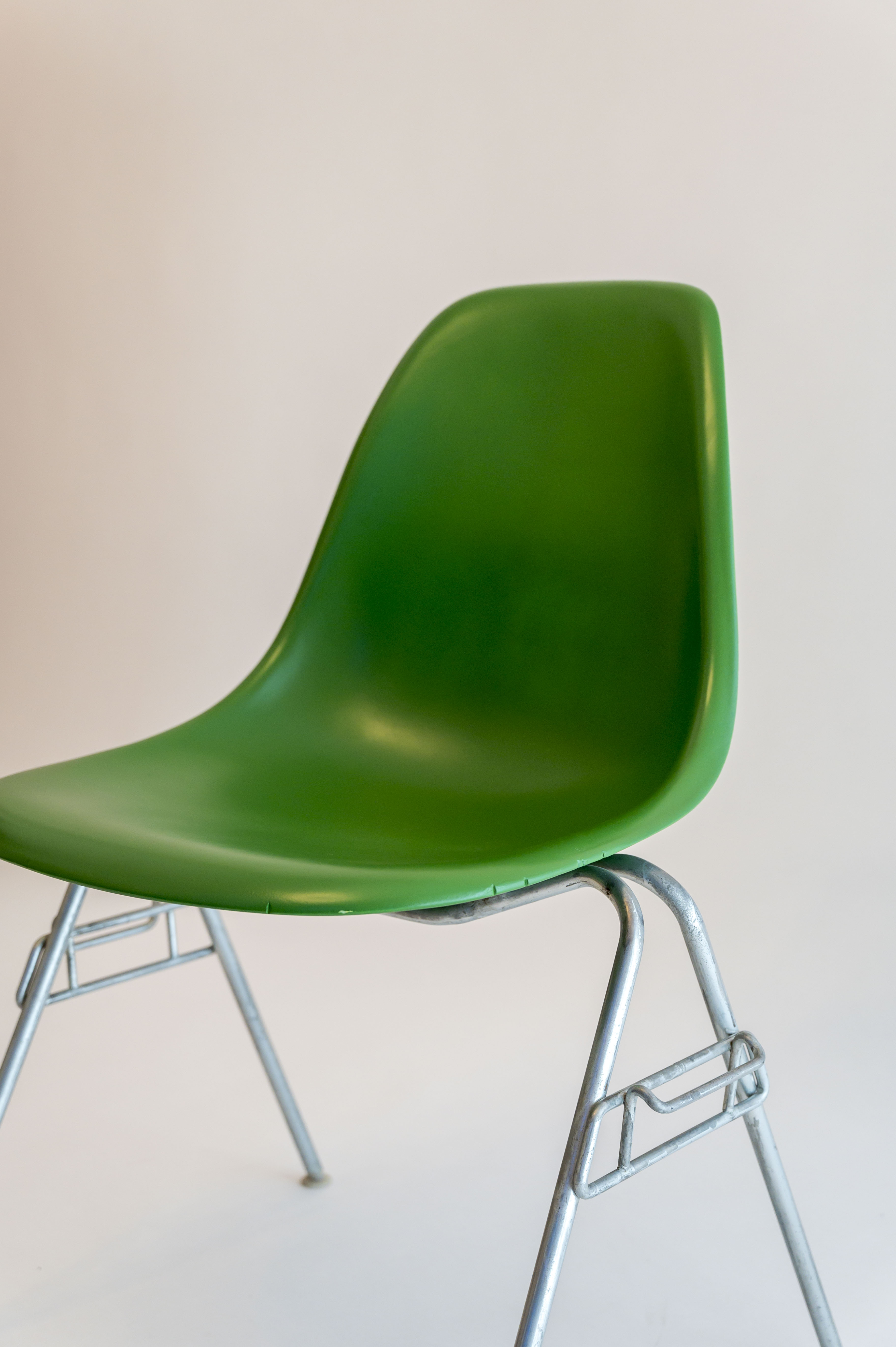 Duo de chaises DSS de Charles et Ray Eames, édition Herman Miller, 1969