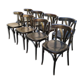 Série de huit chaises bistrot
