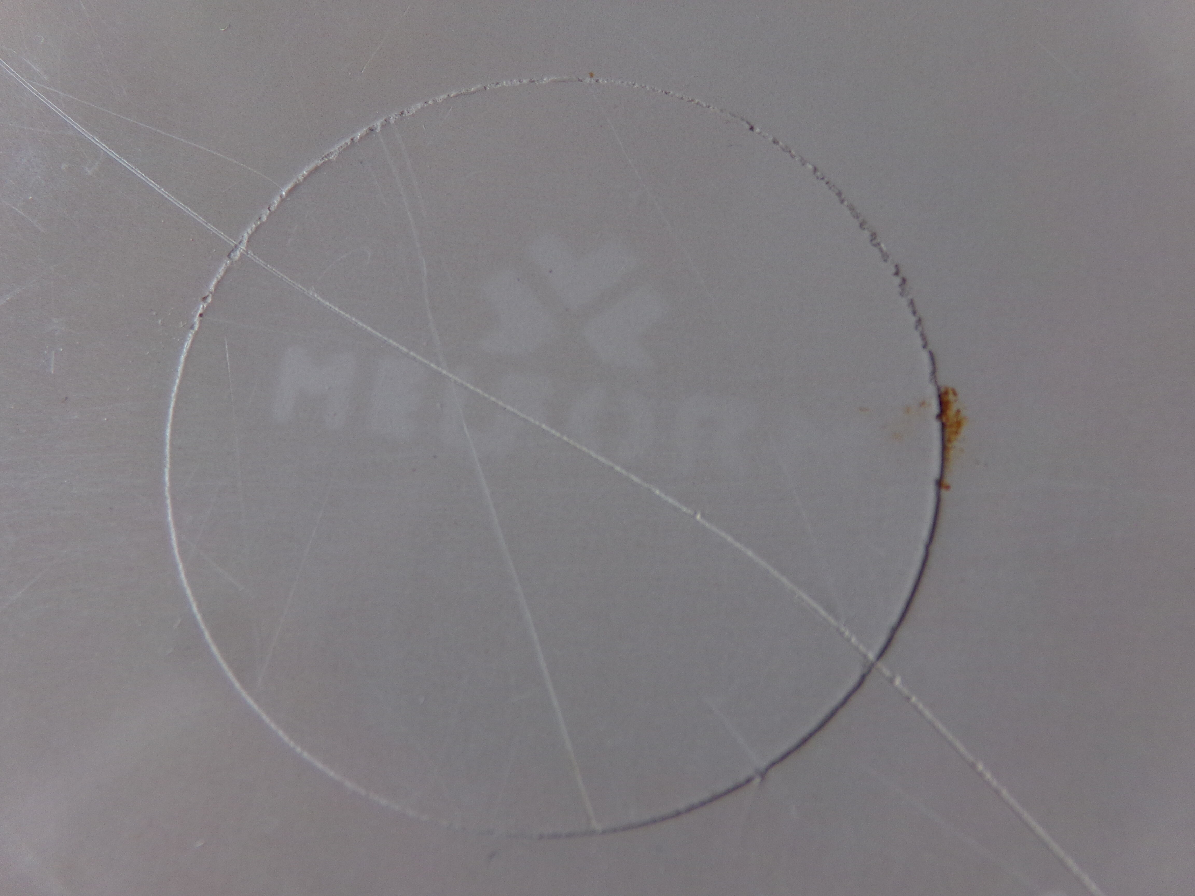 Large old flowered plateau