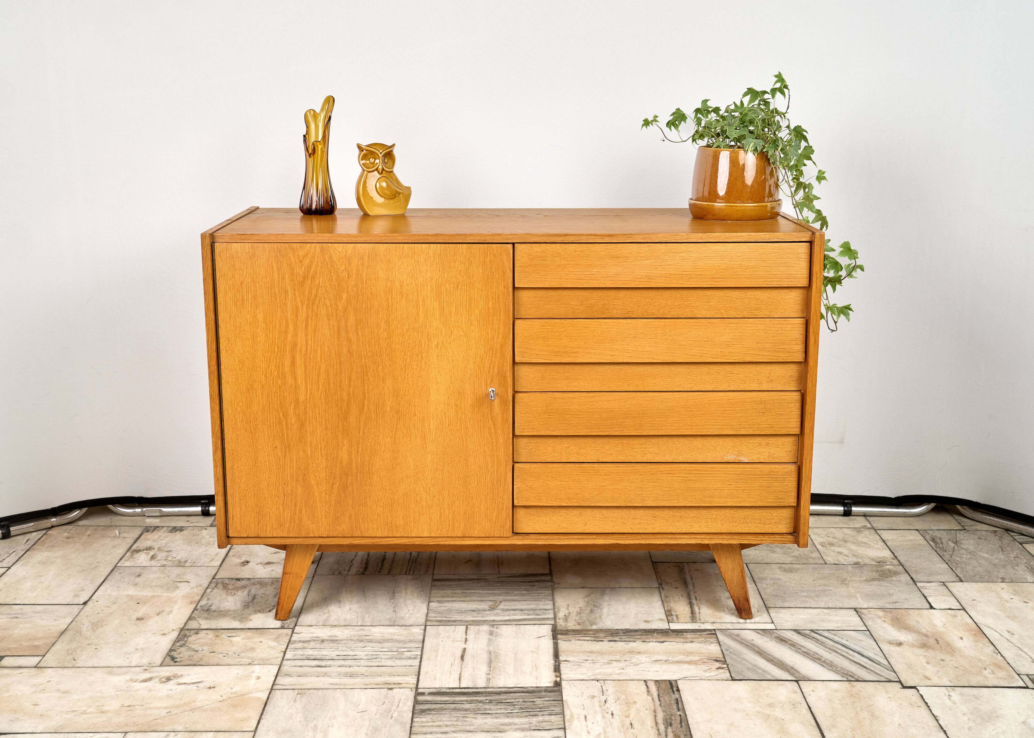 Vintage Sideboard U-458 by Jiří Jiroutek for Interiér Praha, 1960s