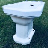 Vintage art deco bidet