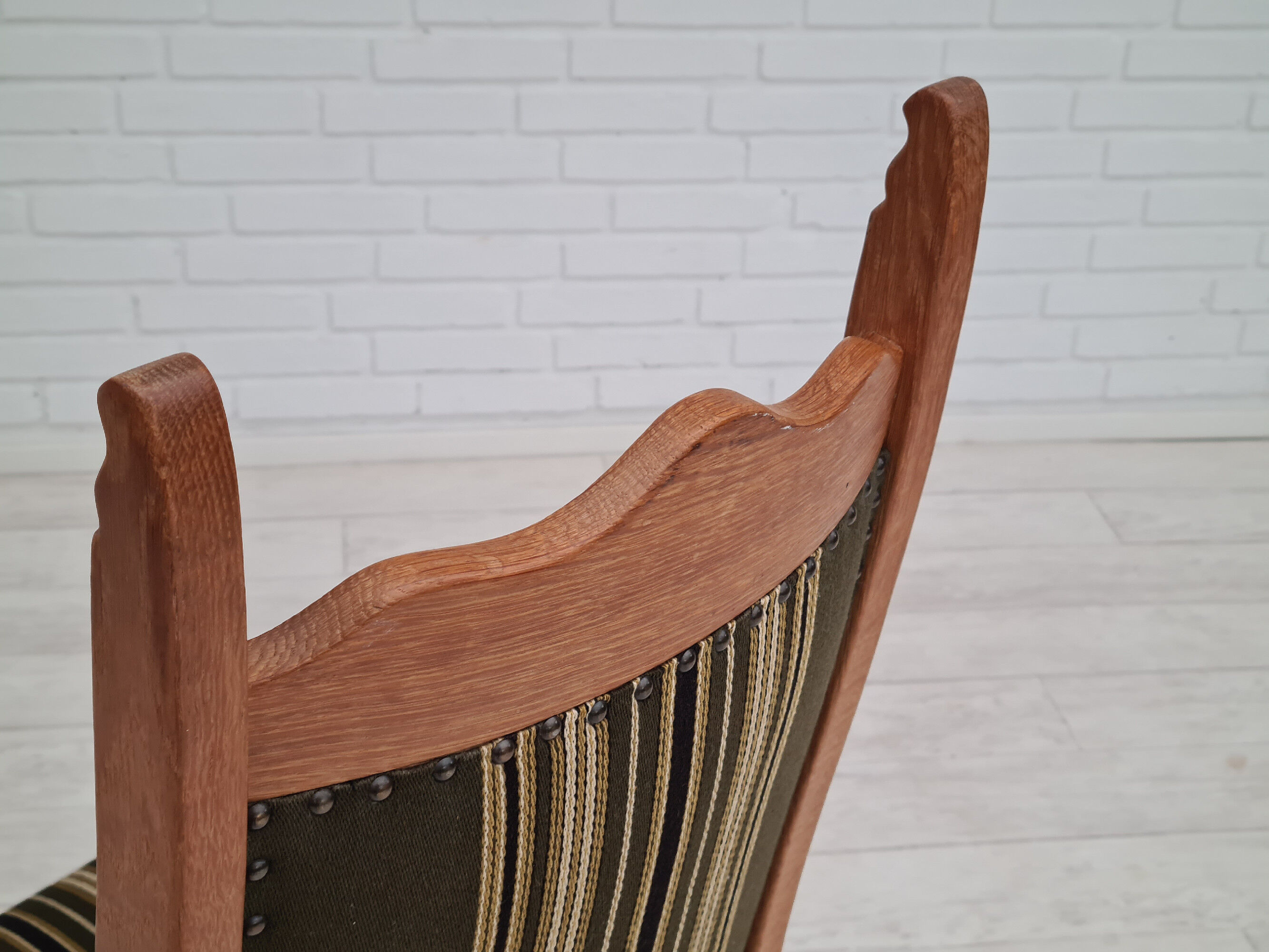 Original Danish design, 1960s,  set of high back dinning chairs, oak wood