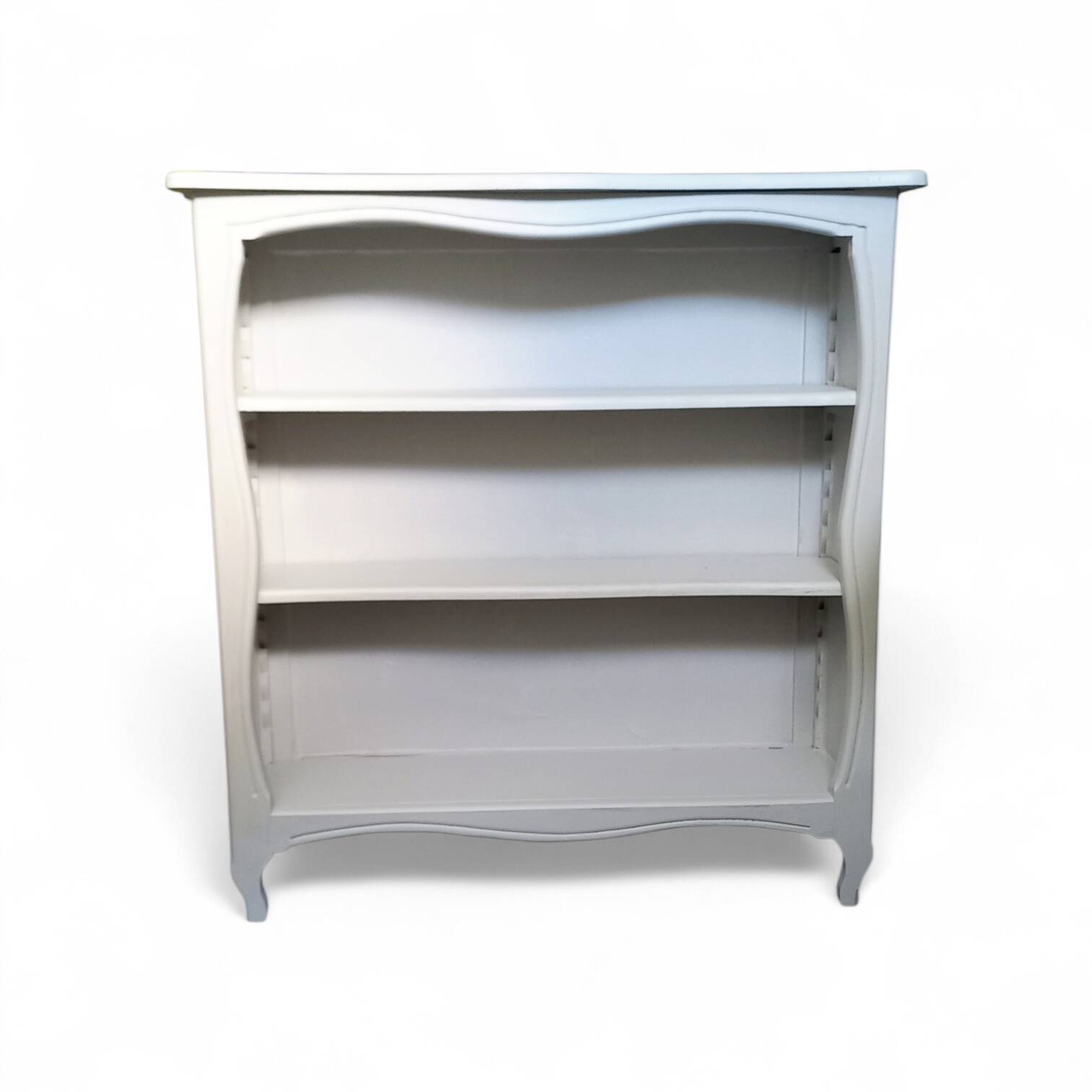 Light grey old bibus