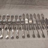 12 forks, 12 fish knives, silver-plated metal, rocaille pattern