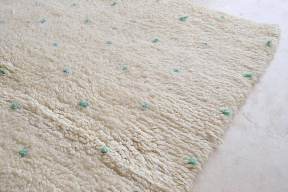 Moroccan Beni Ourain rug with dots - 297 x 205 cm