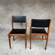 2 chaises vintage en bois et skaï