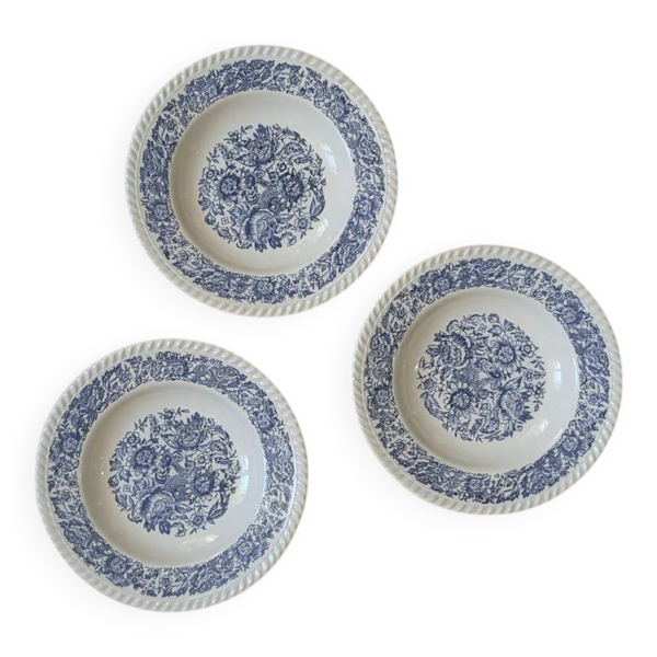 Ensemble de 3 assiettes creuses anciennes – décor bleu floral