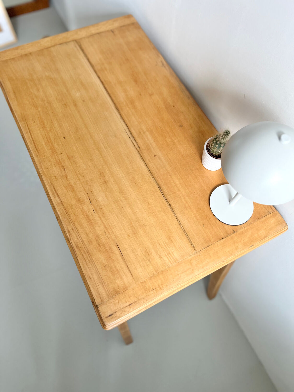 Table appointment / small desk with compass legs 1950