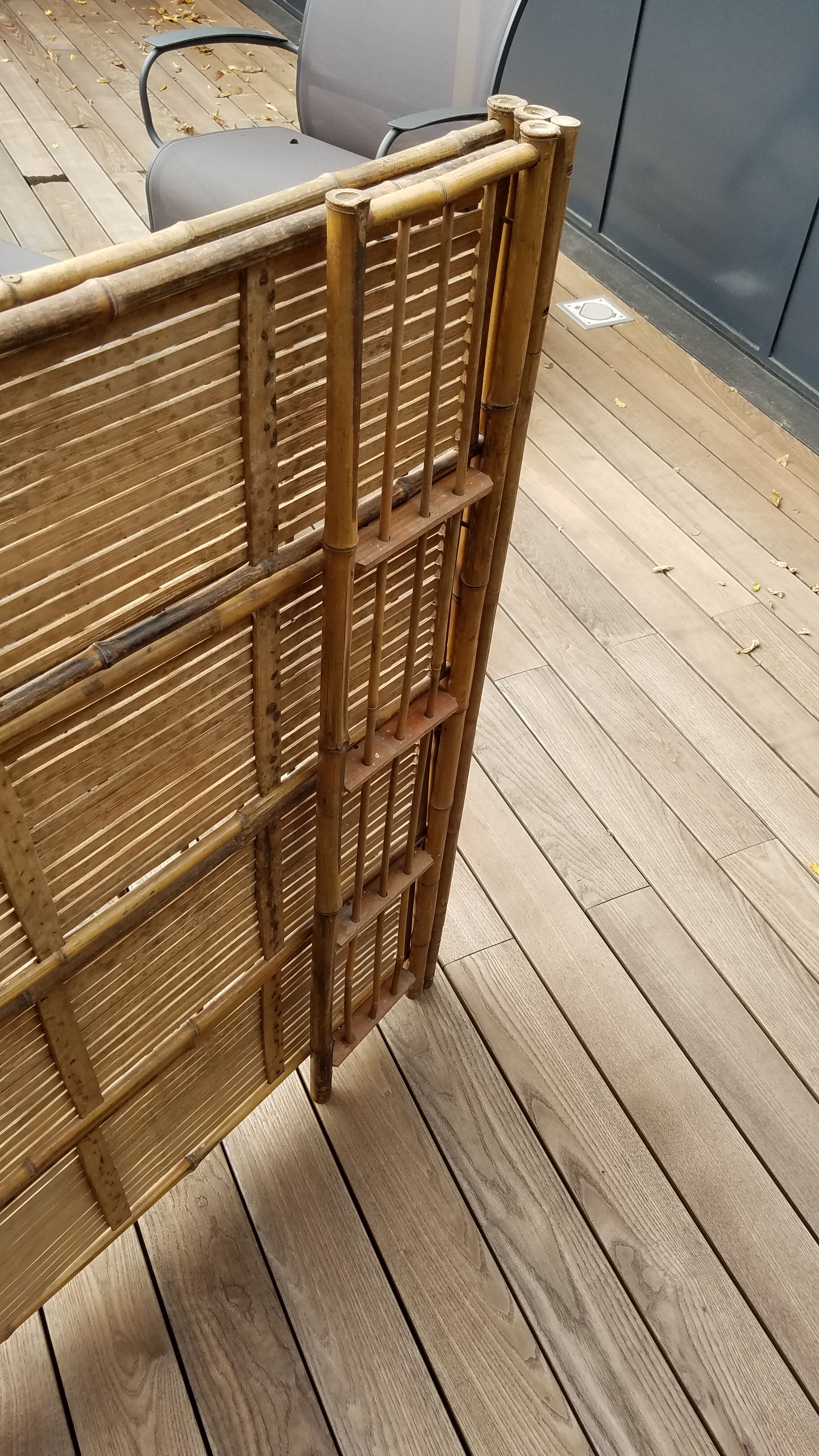 Bamboo shelf, foldable