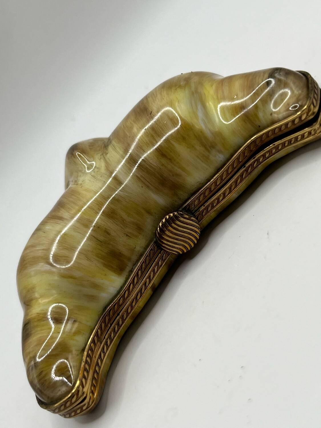 Porcelain box in the shape of a crescent