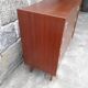 Commode vintage pieds fuseaux