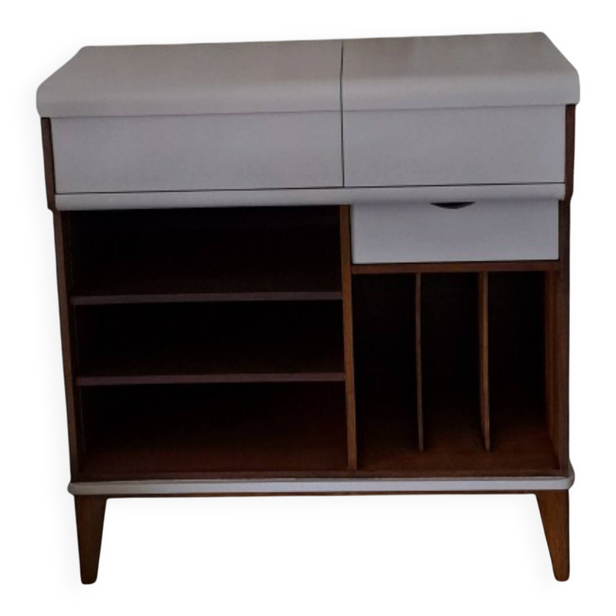 Vinyl furniture by Rød Sødgren
